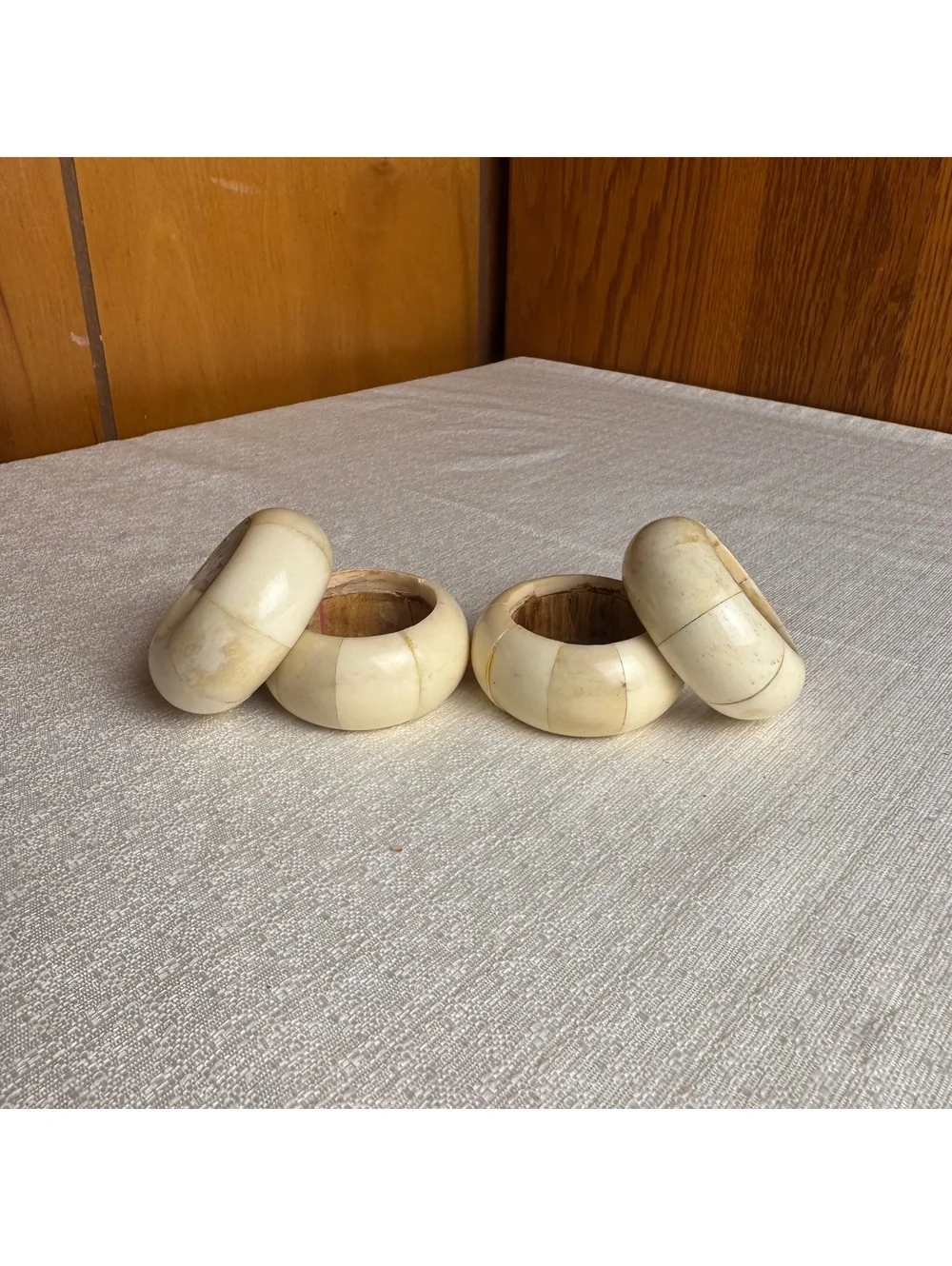 Vintage Audrey Ivory Tone Napkin Rings Set Of 4 Chunky Table Decor